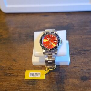 Invicta Men's Silver Bracelet Watch with Red Dial 40mm. Automatic   Unisex